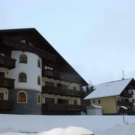 Essi Tále- Chopok *